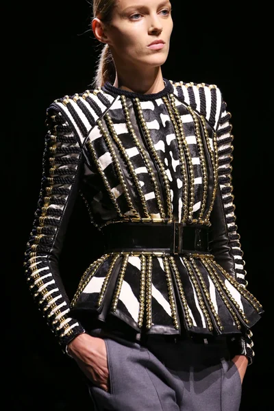 Look 39